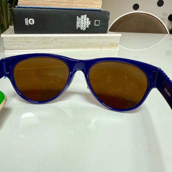 Super Cool True Vintage 1970s Navy Blue 3D Geometric Ribbed Textured Sunglasses